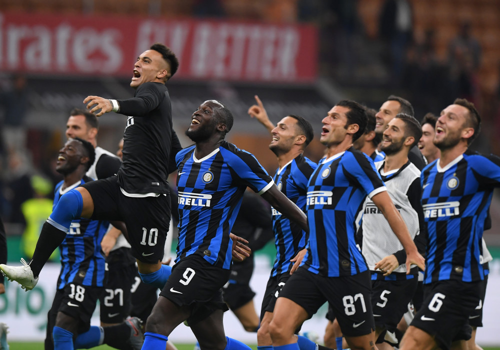 棒球场上的心理诡计投手如何通过微调投球间隔破坏打者的呼吸节奏