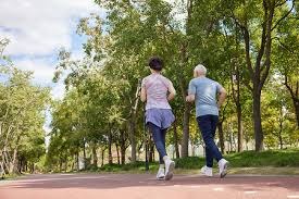 扑克不是一局论成败（扑克的胜负不在一局之间）